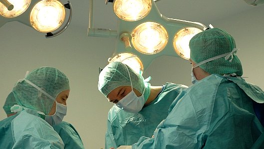 Sportchirurgen im OP